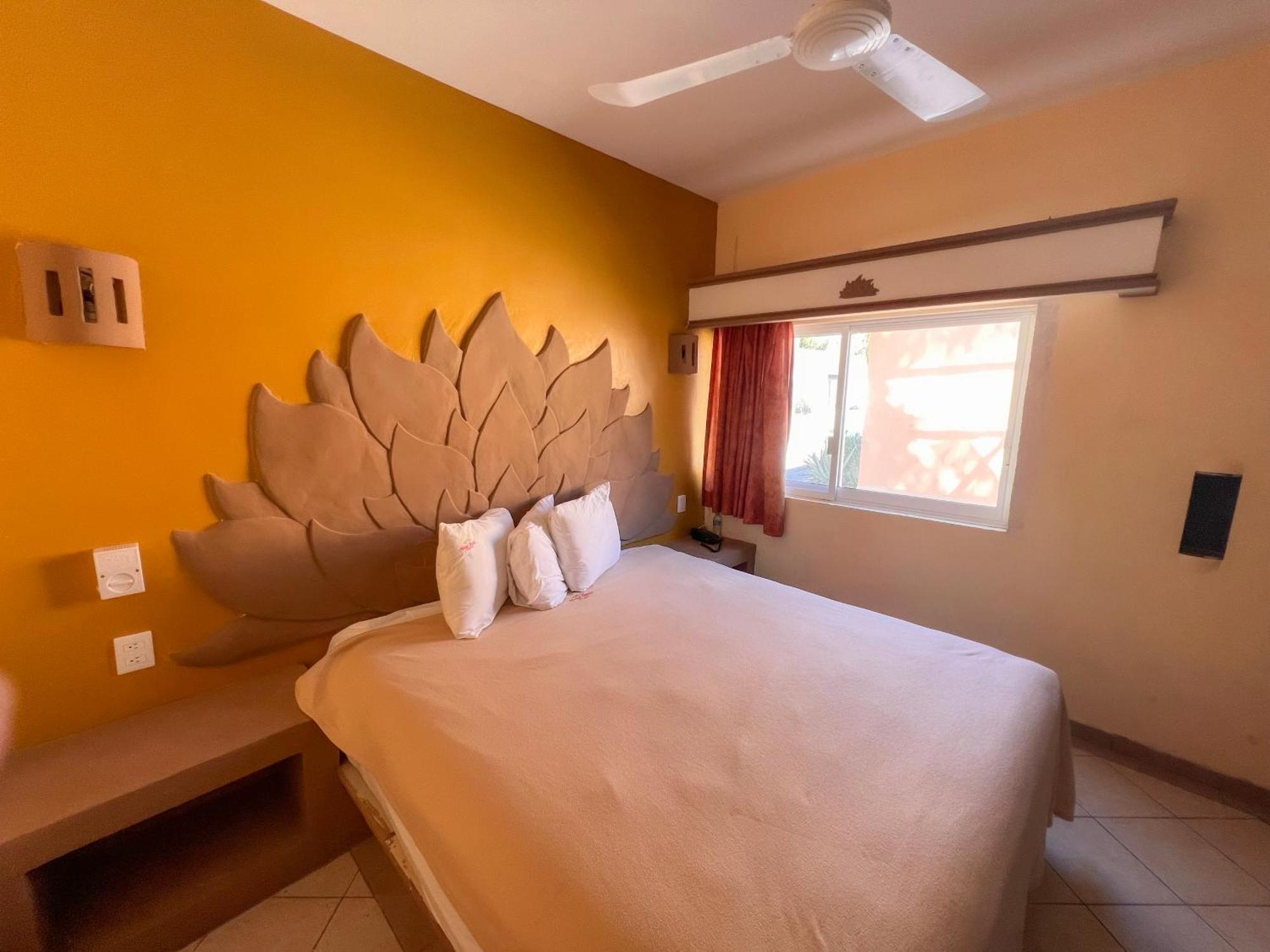 Hotel Oasis Mazatlán Exteriör bild